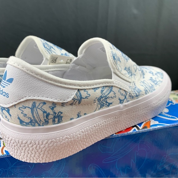 Adidas 3MC Sport Disney Goofy Women's 7 / Youth 5.5 - Picture 5 of 14